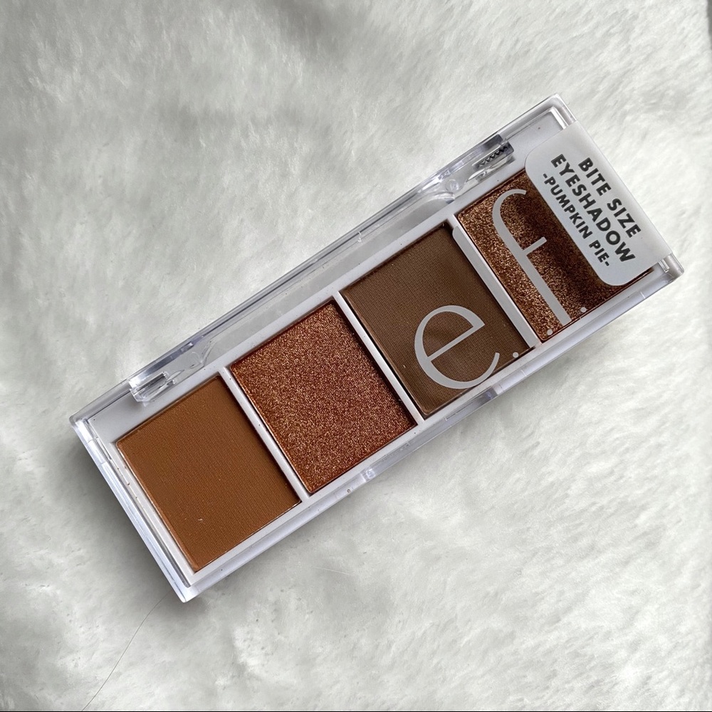 🆓 w Purchase - elf Cosmetics Bite-Sized Eyeshadow